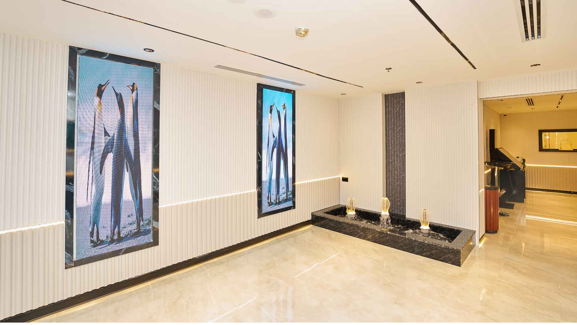 Office-fit-out-in-dubai-11