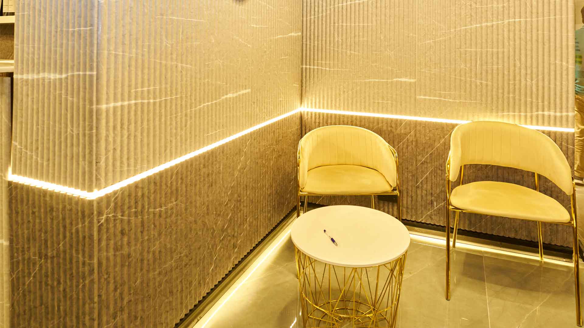 Office-fit-out-in-dubai-18